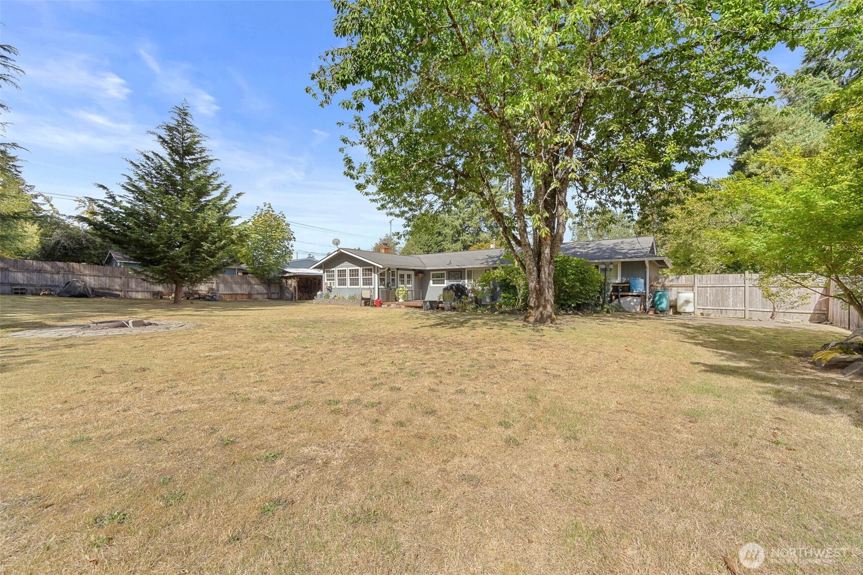 property viewer photo 18