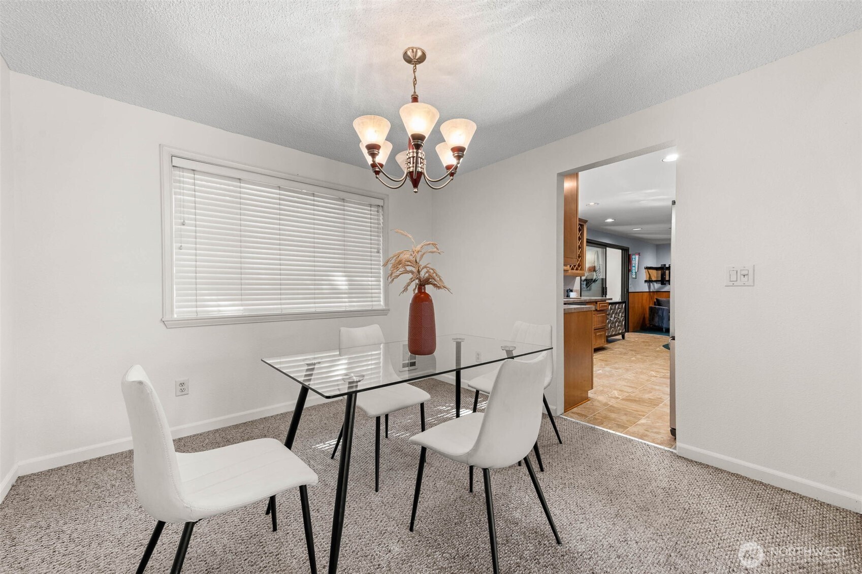property viewer photo 4