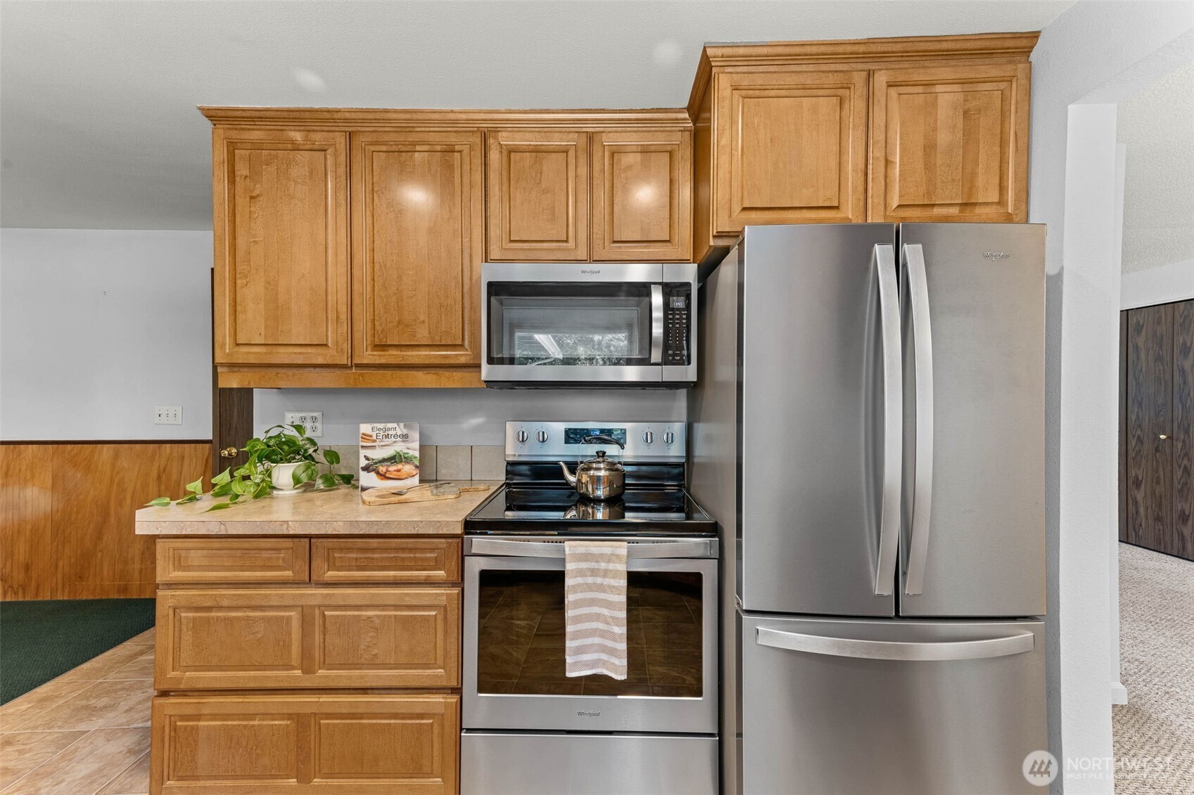property viewer photo 7