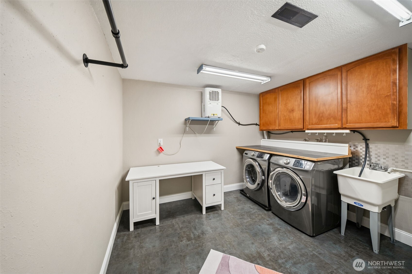 property viewer photo 15