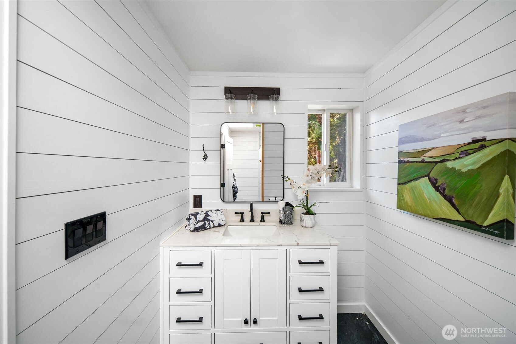 property viewer photo 7