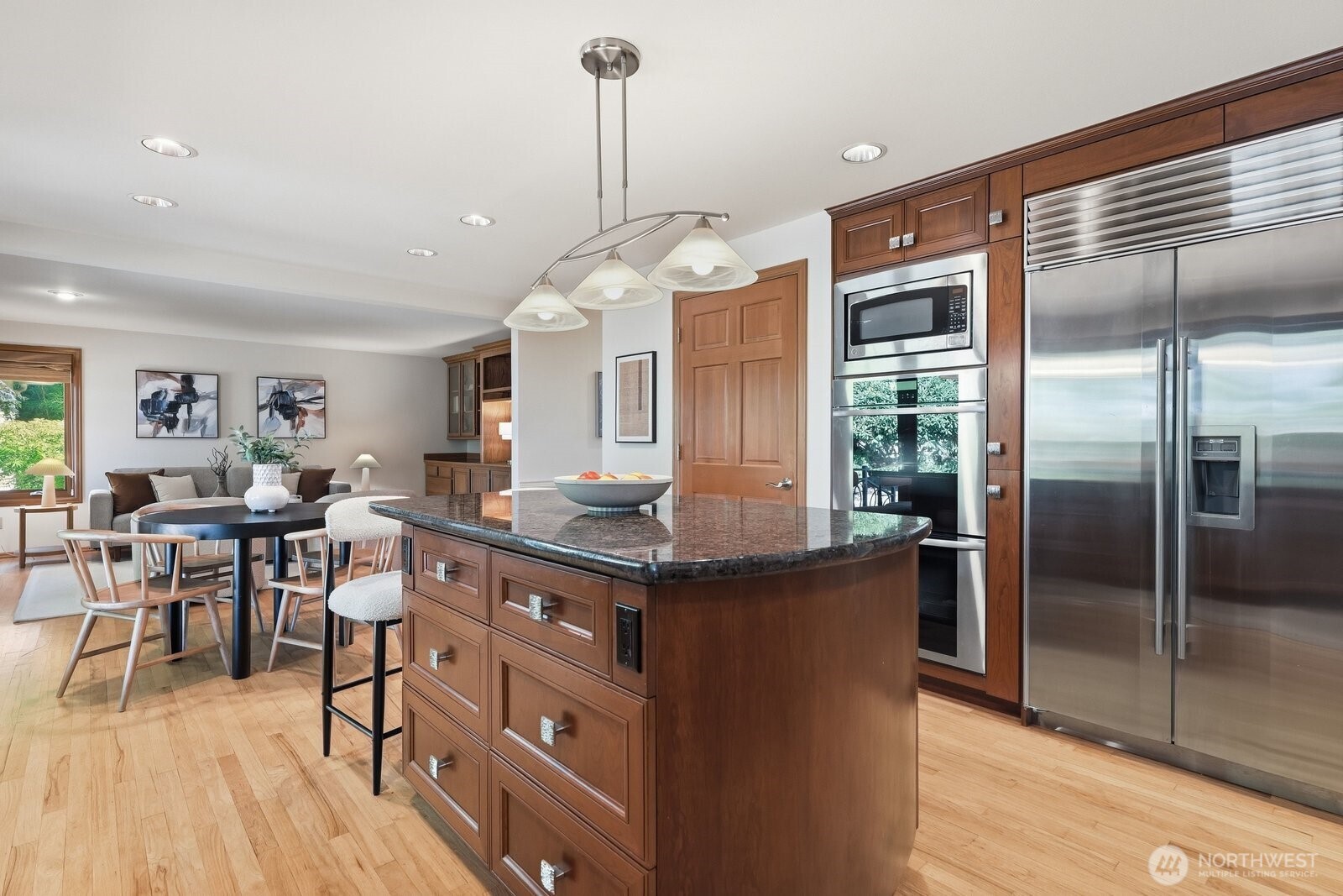 property viewer photo 11