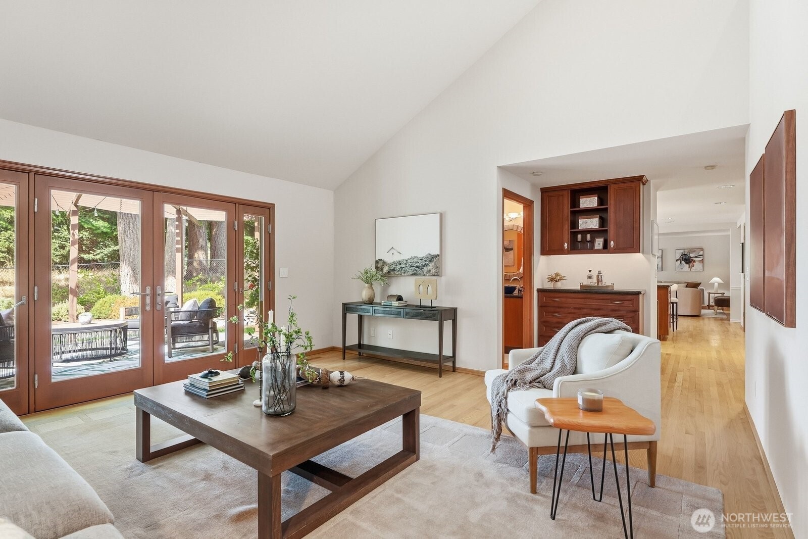property viewer photo 17