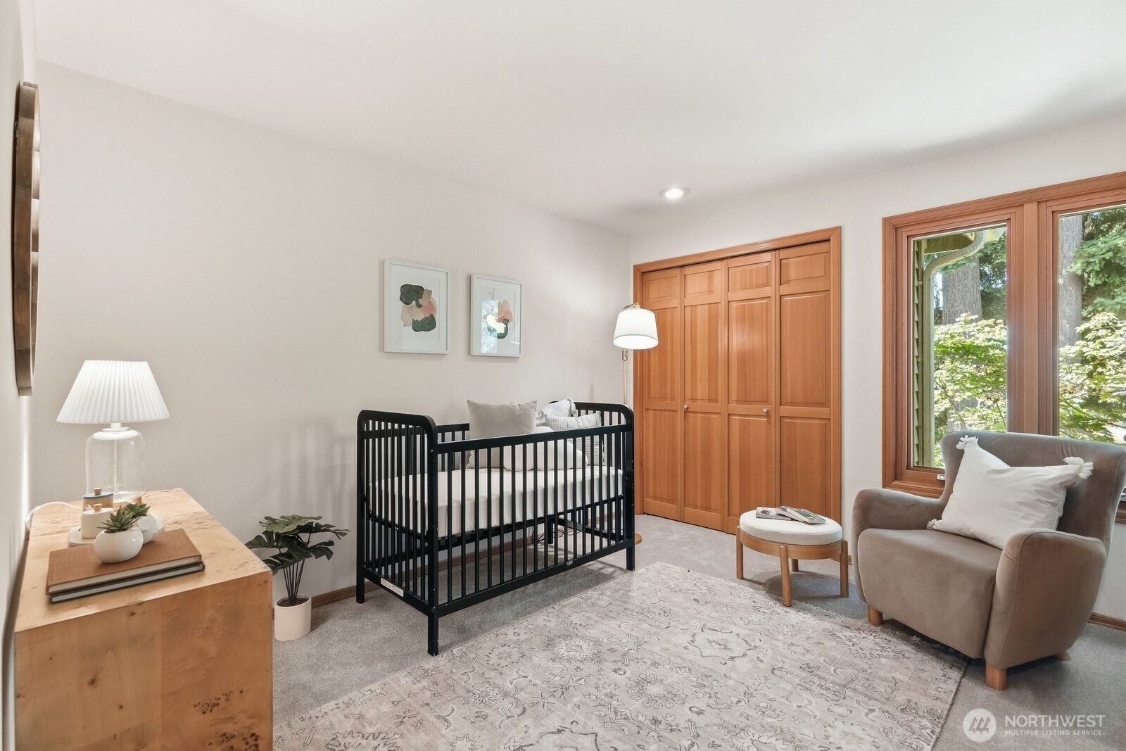 property viewer photo 30