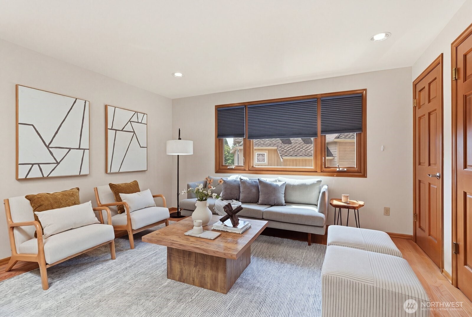 property viewer photo 31