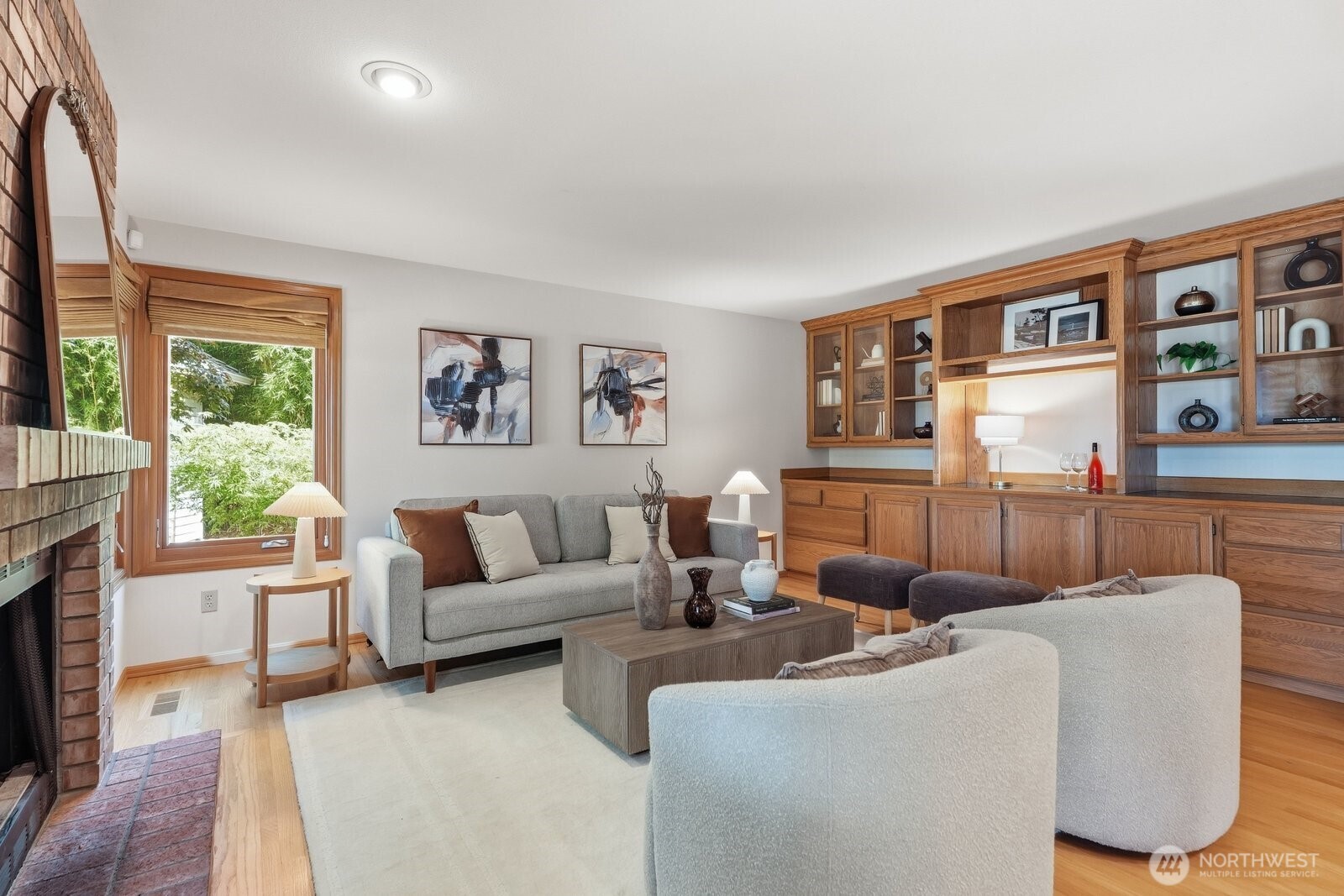 property viewer photo 6