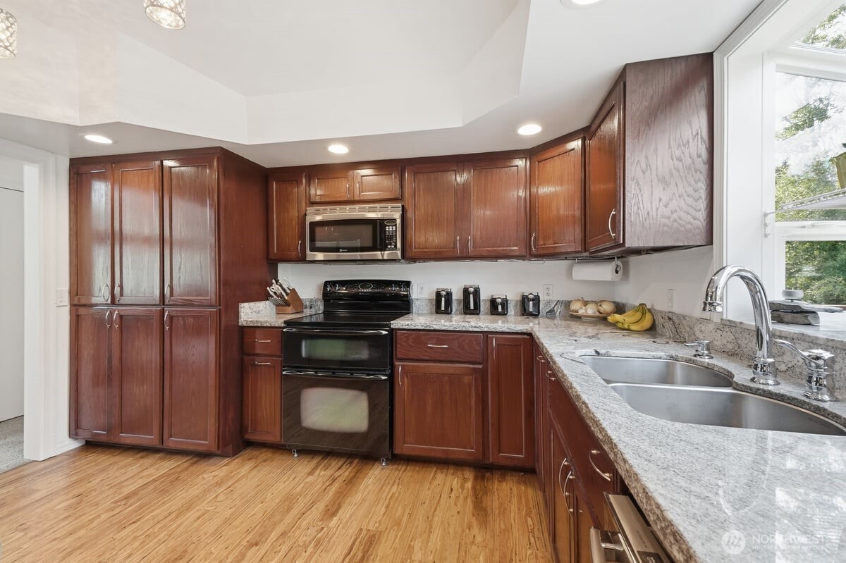 property viewer photo 11
