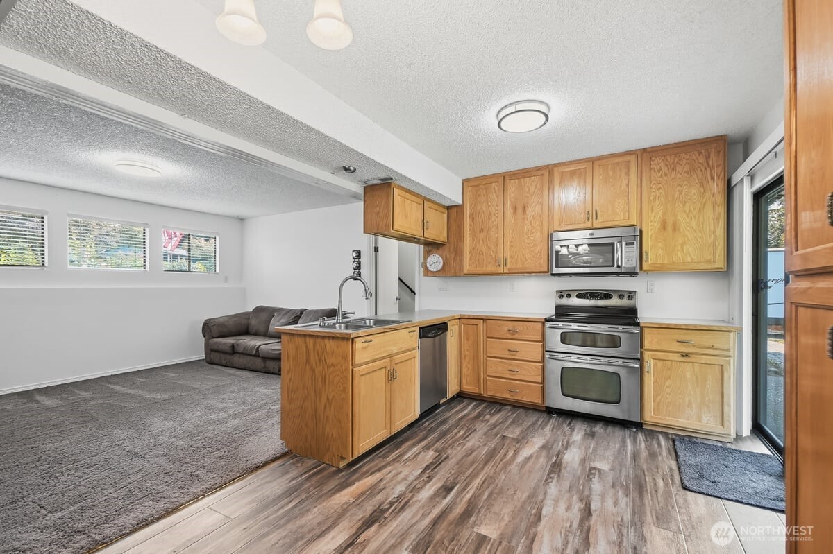 property viewer photo 23