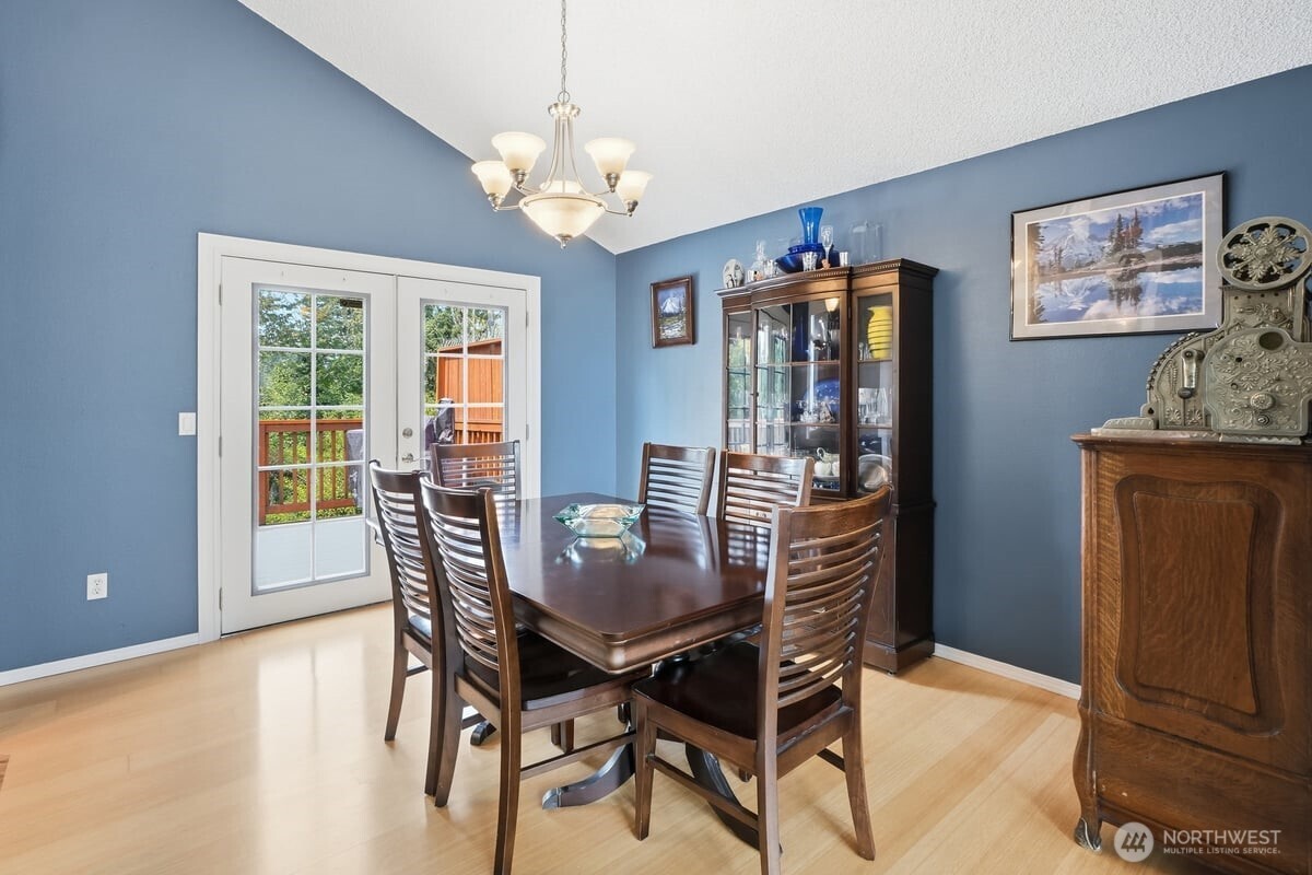 property viewer photo 5
