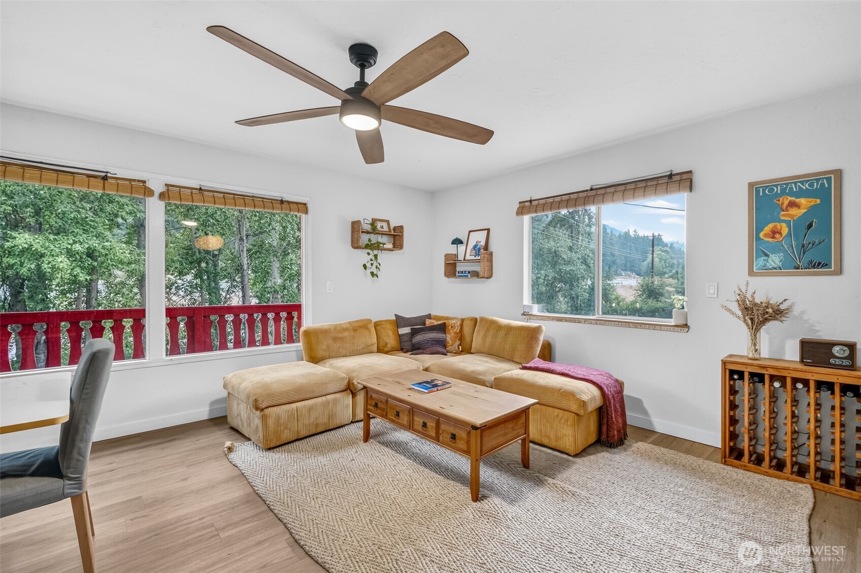 property viewer photo 11