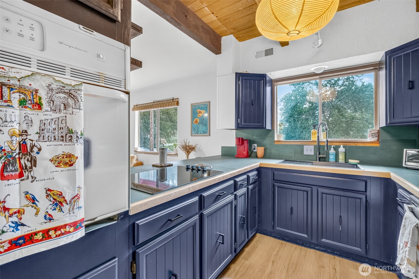 property viewer photo 14