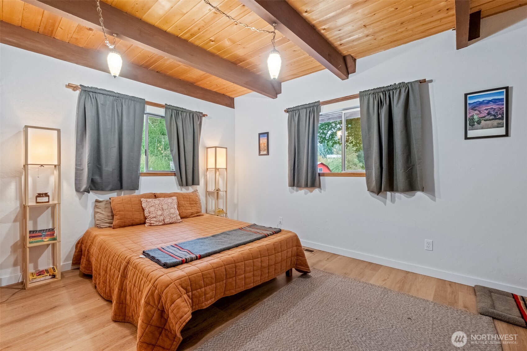 property viewer photo 16