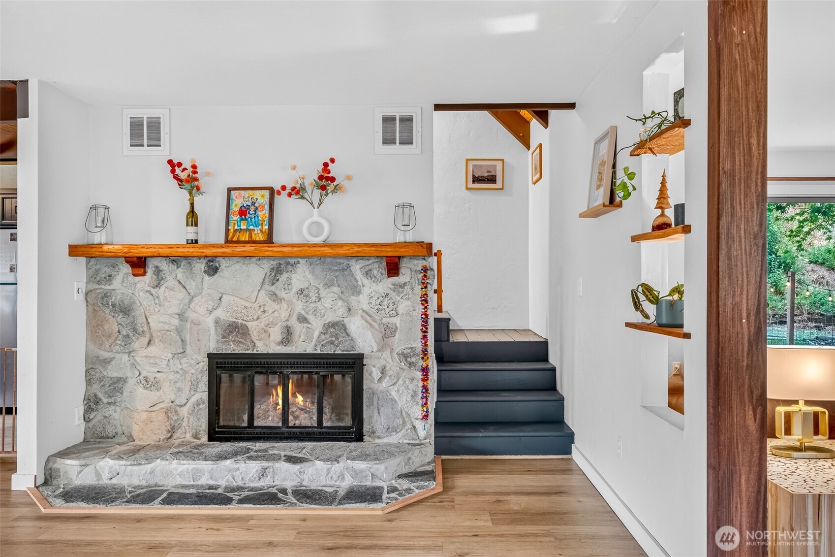property viewer photo 19