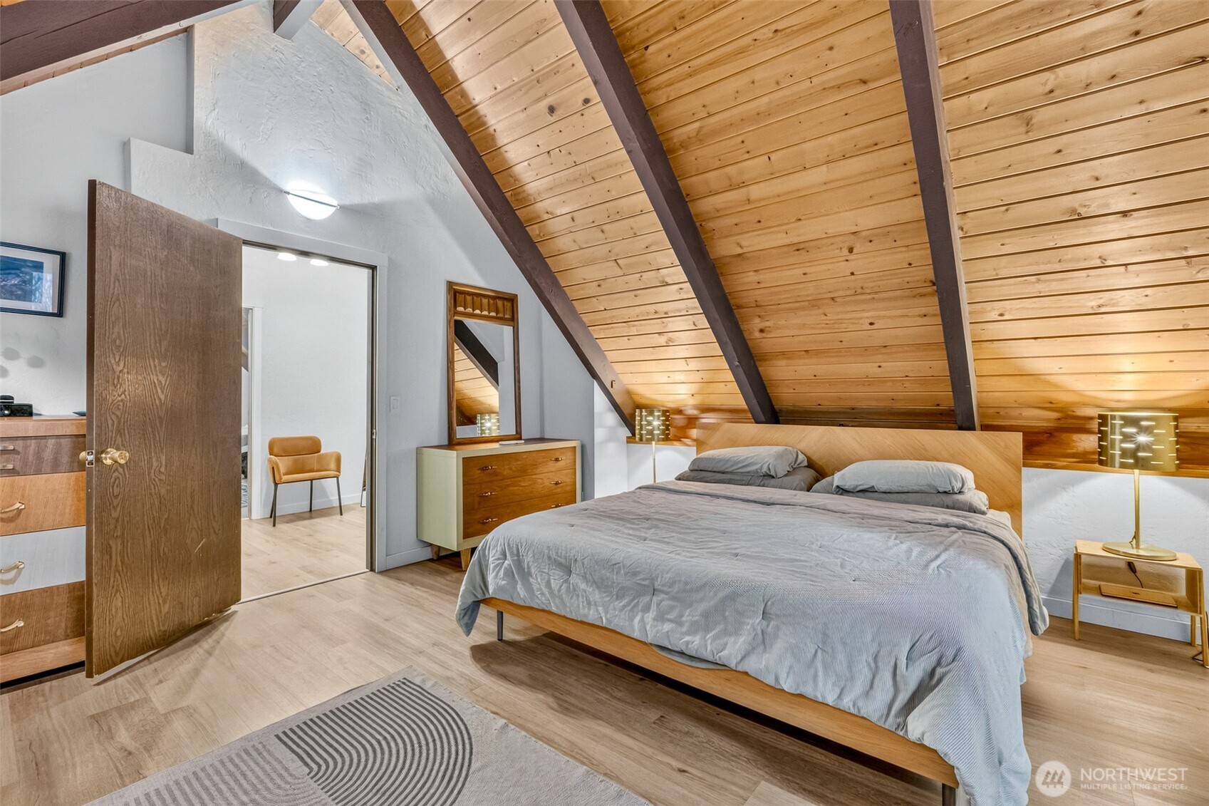 property viewer photo 21