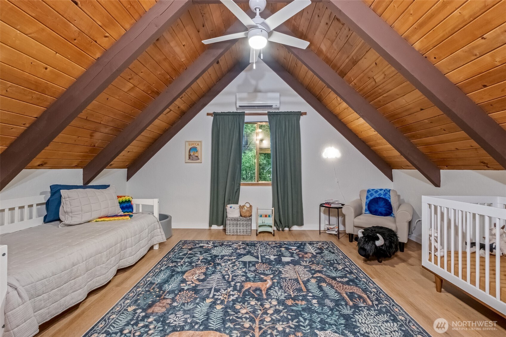 property viewer photo 22