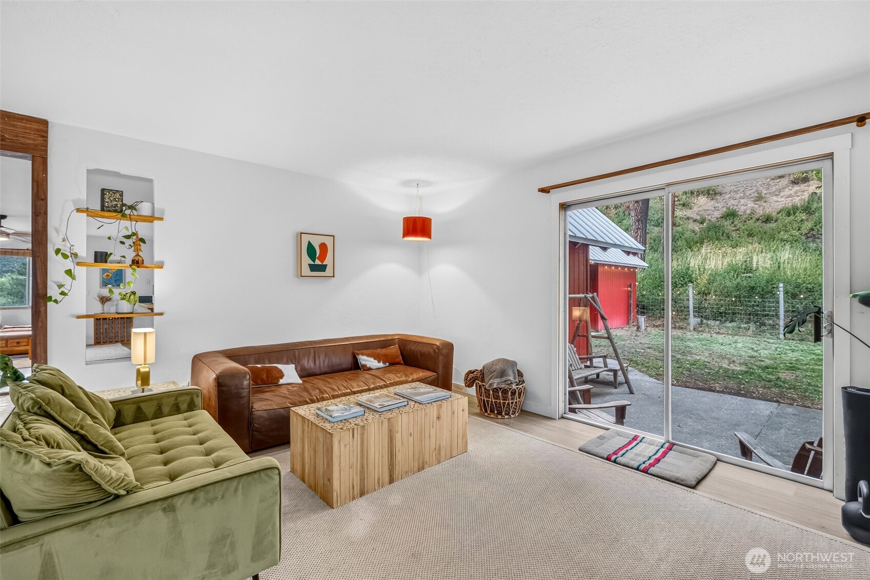 property viewer photo 7