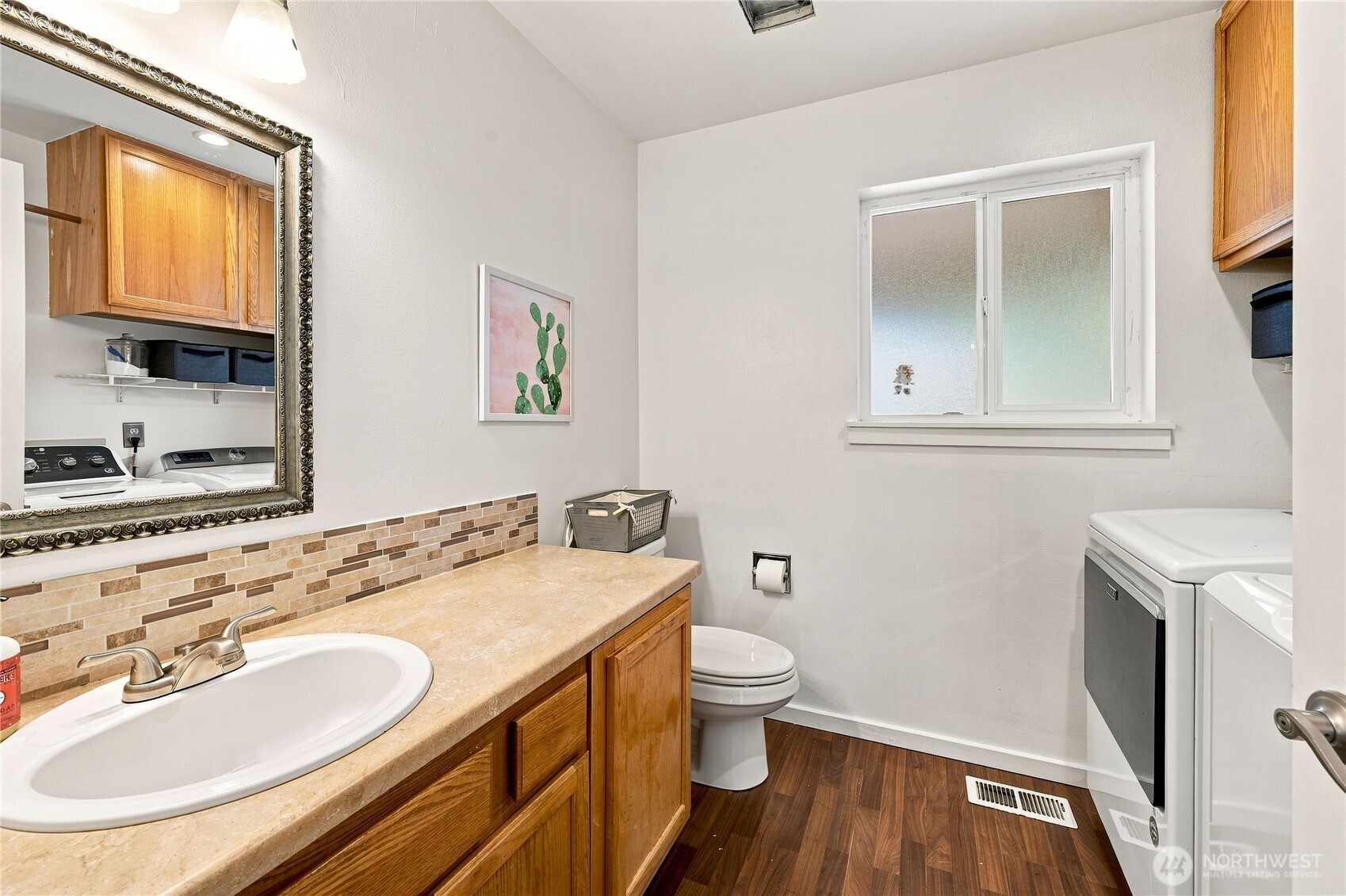 property viewer photo 12