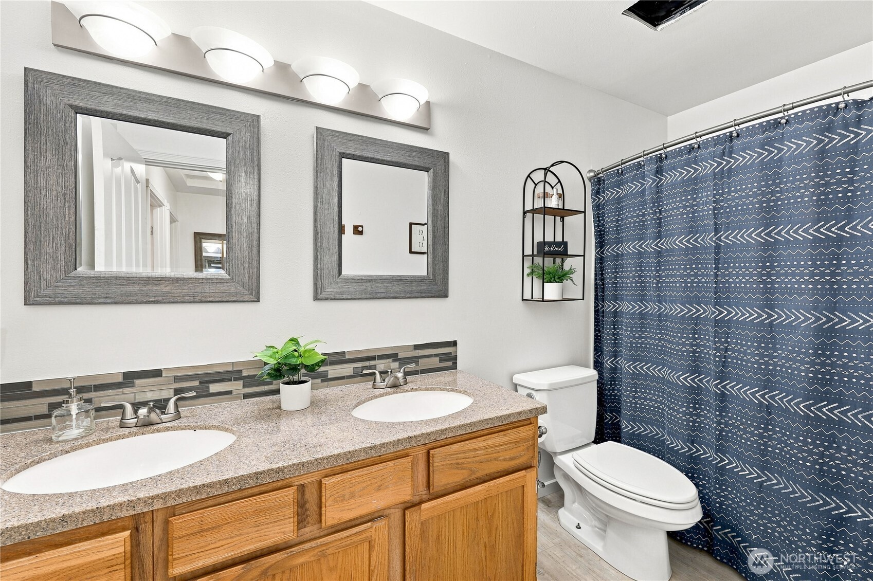 property viewer photo 14