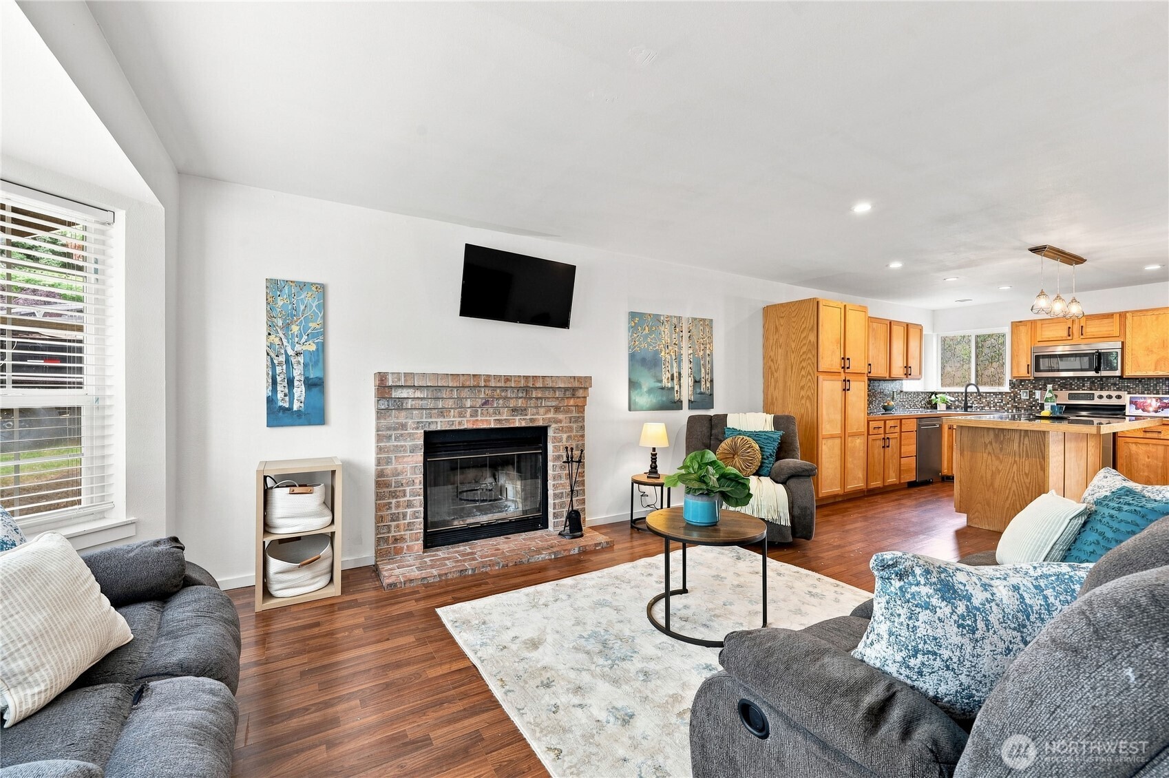 property viewer photo 2