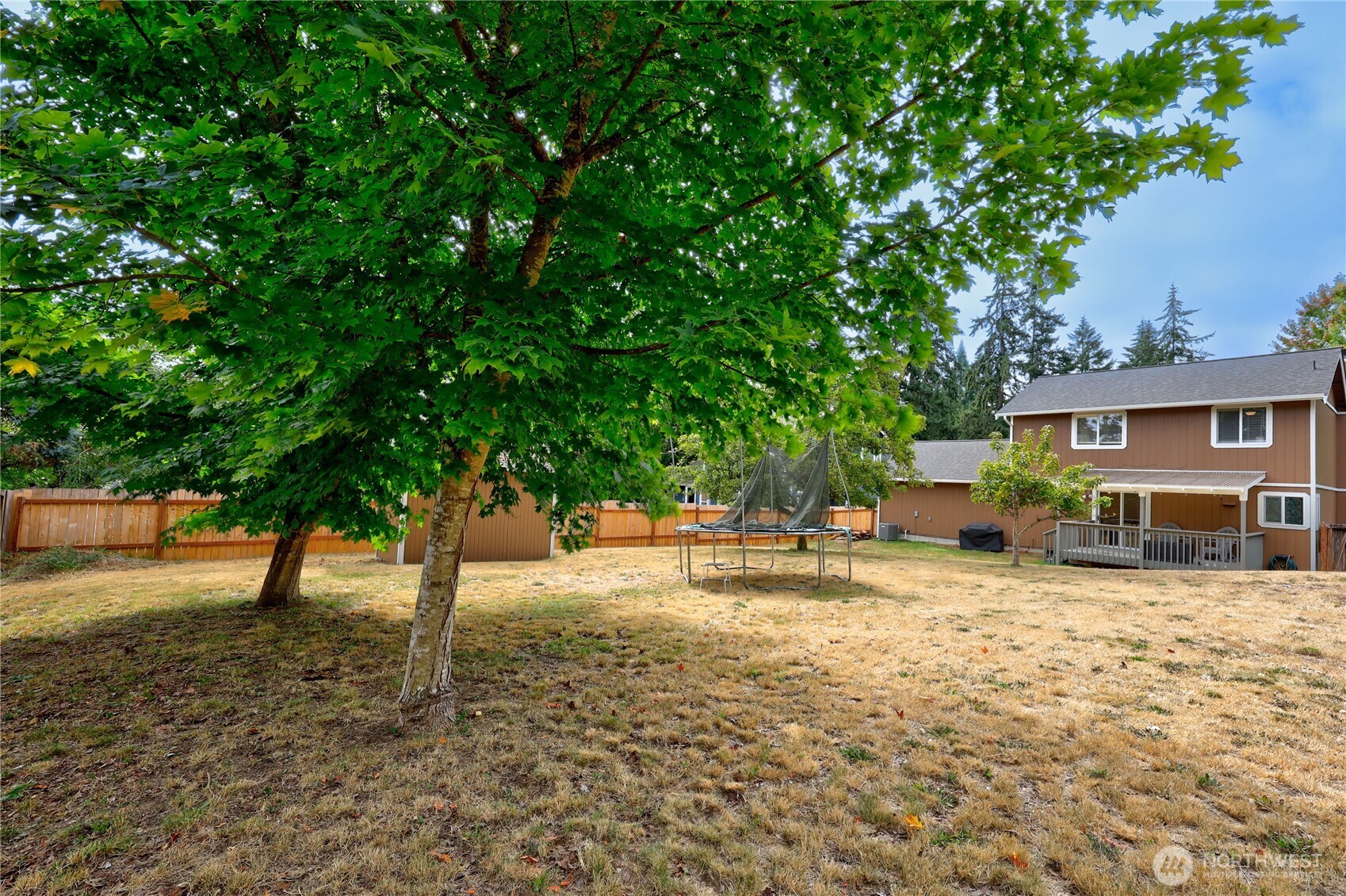 property viewer photo 23