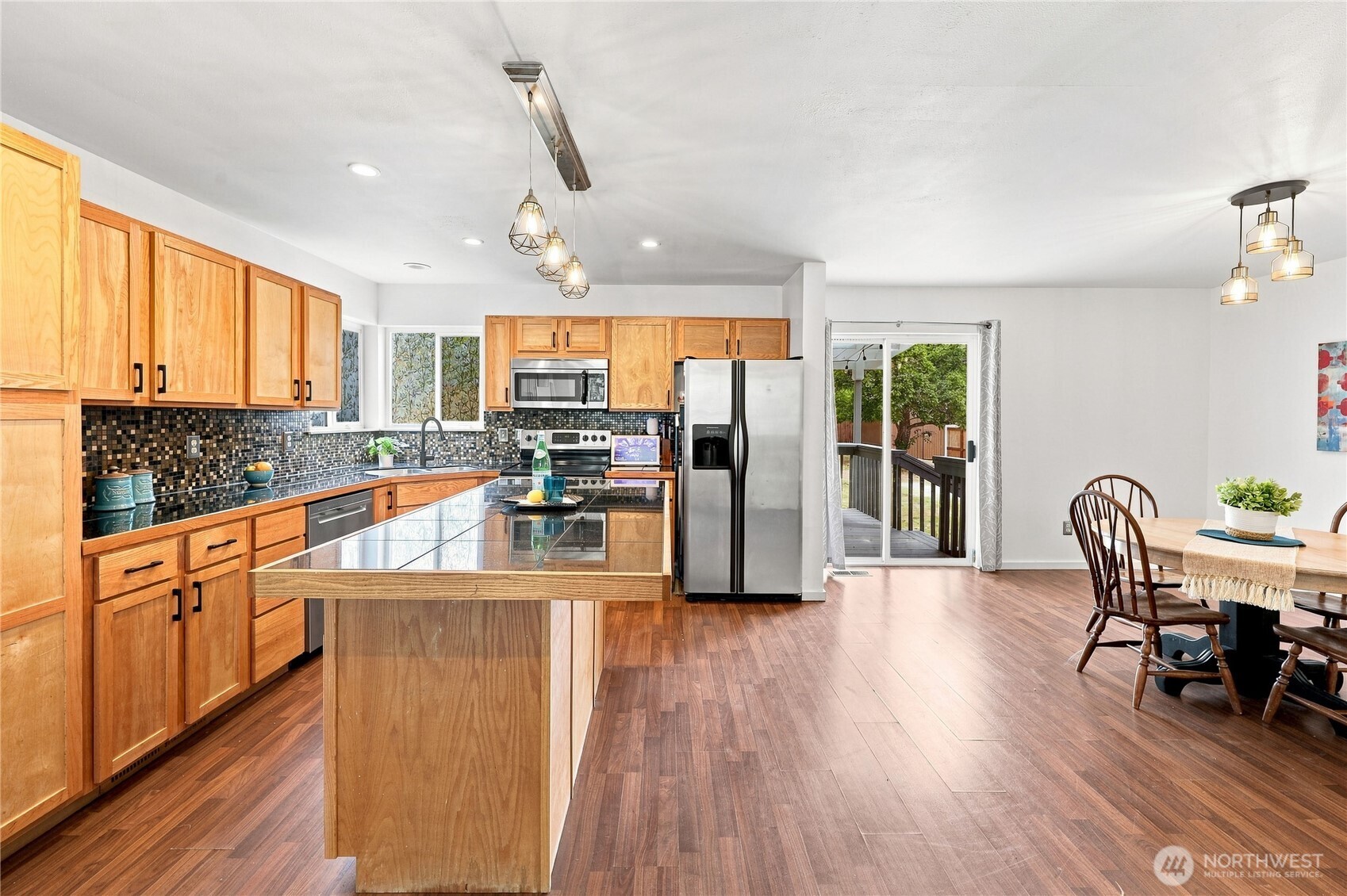 property viewer photo 5