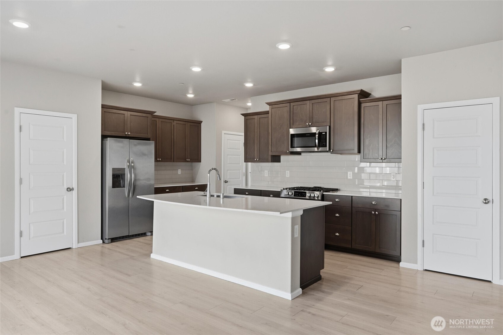 property viewer photo 14