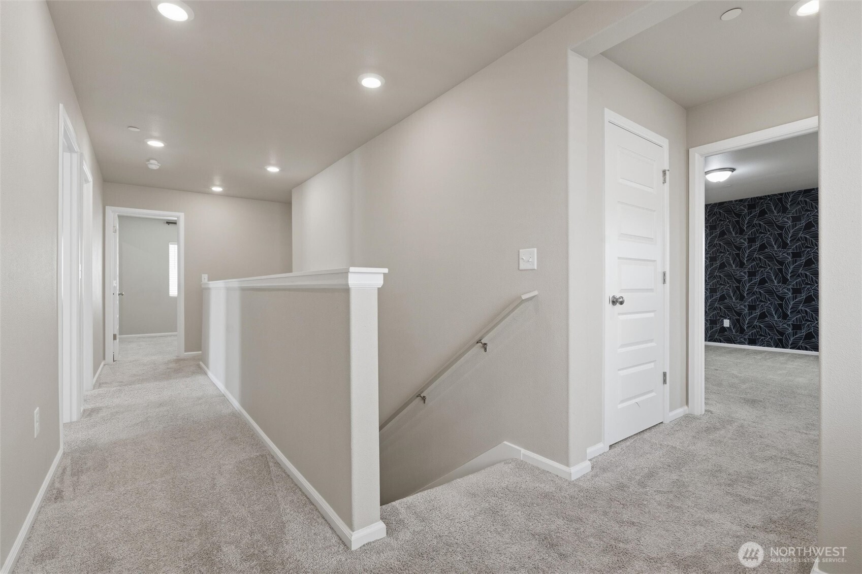 property viewer photo 18