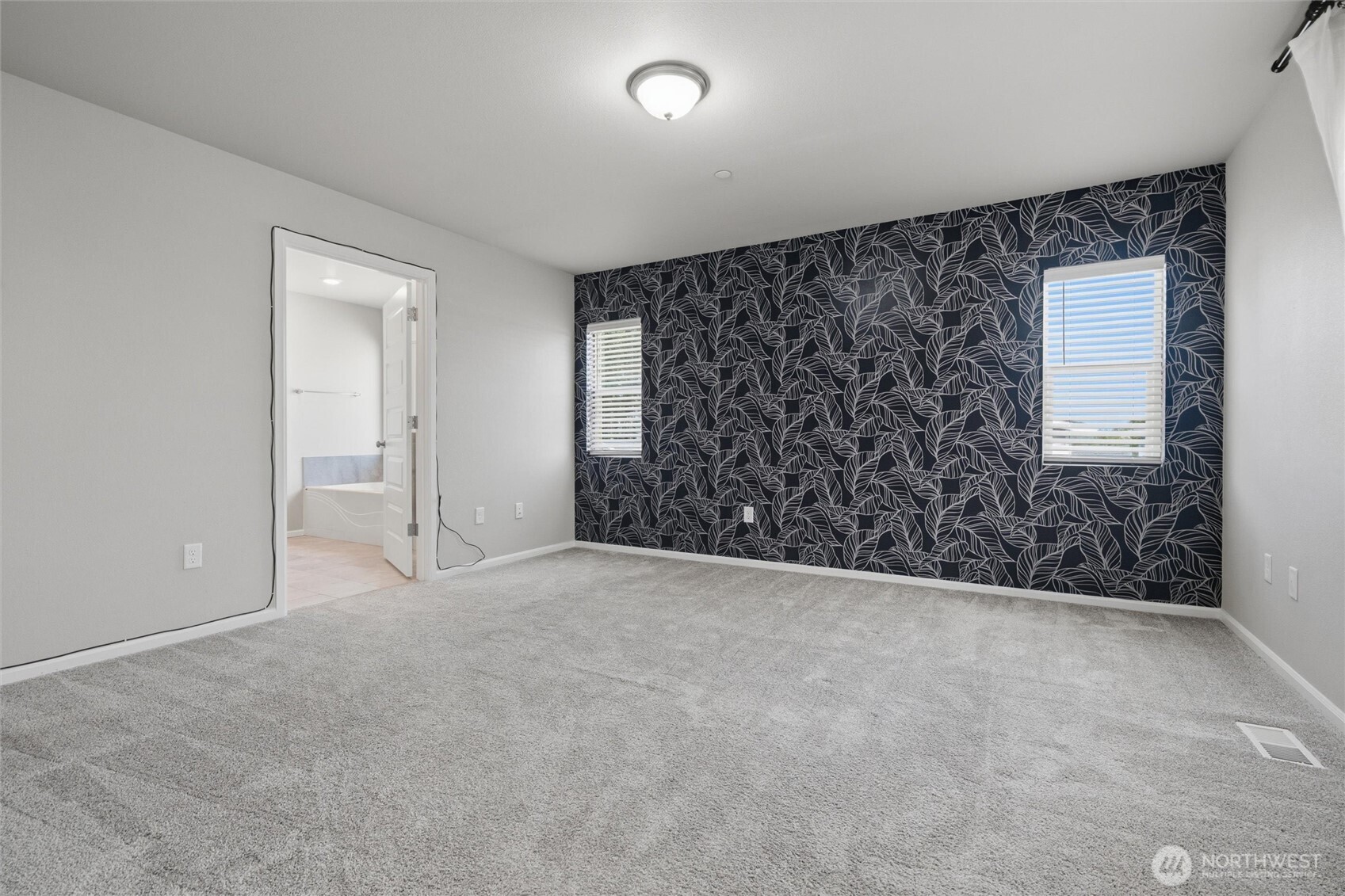 property viewer photo 19
