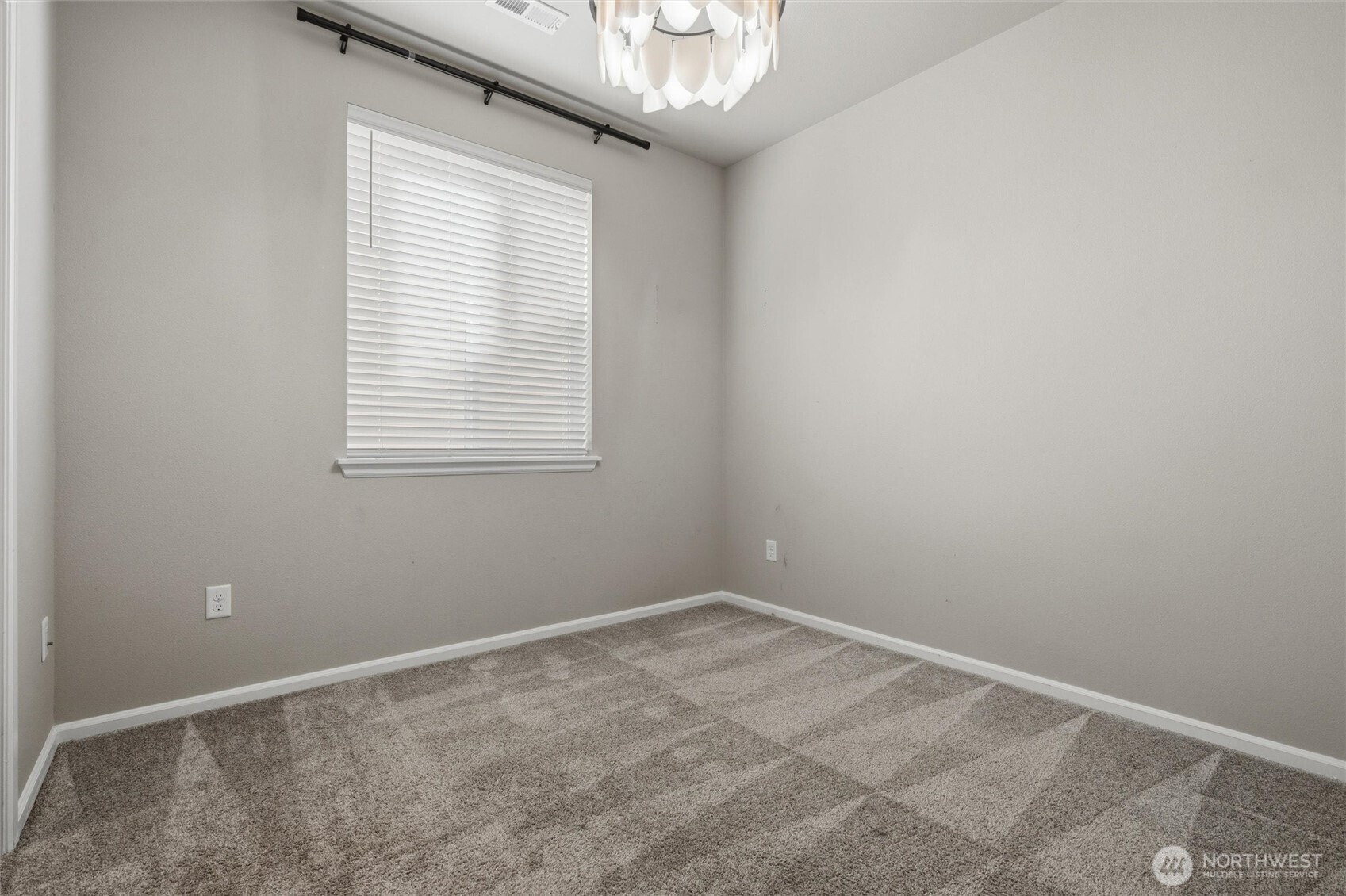 property viewer photo 6