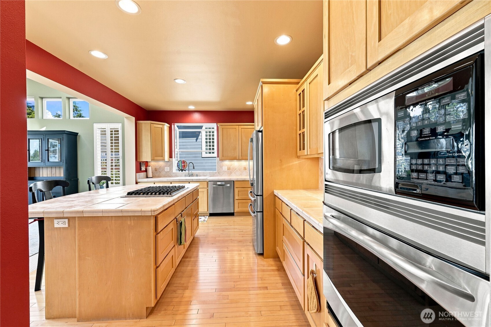 main property photo 15