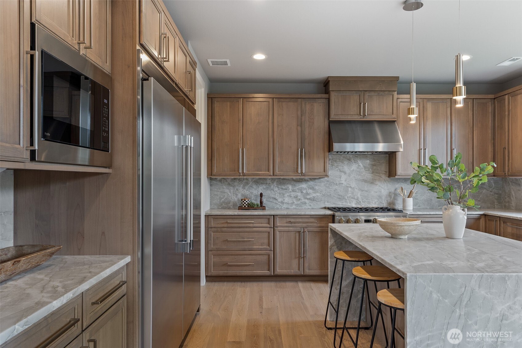 property viewer photo 10