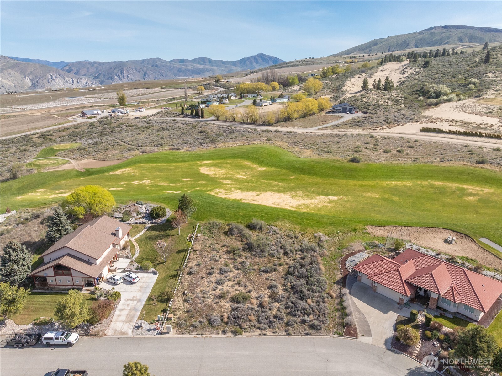 main property photo 19