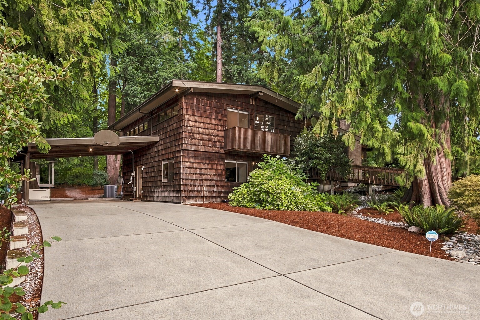 property viewer photo 1