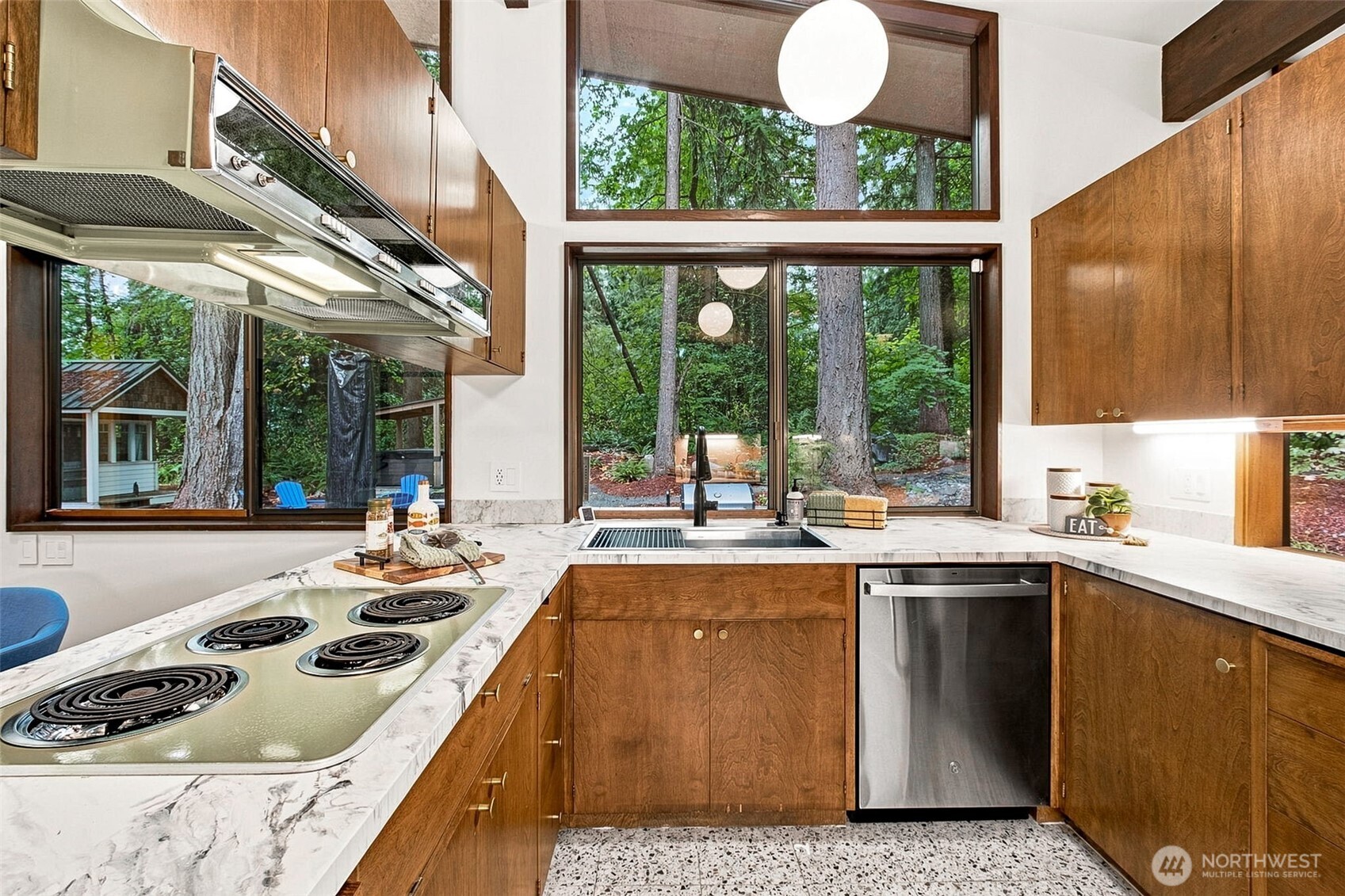 property viewer photo 10