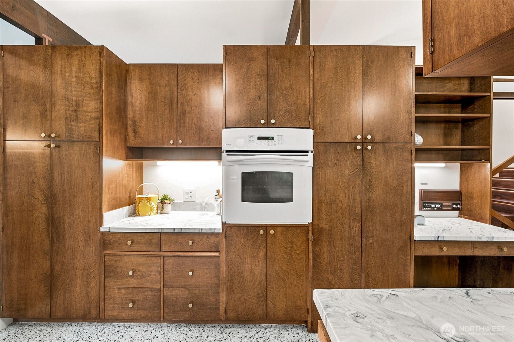 property viewer photo 12