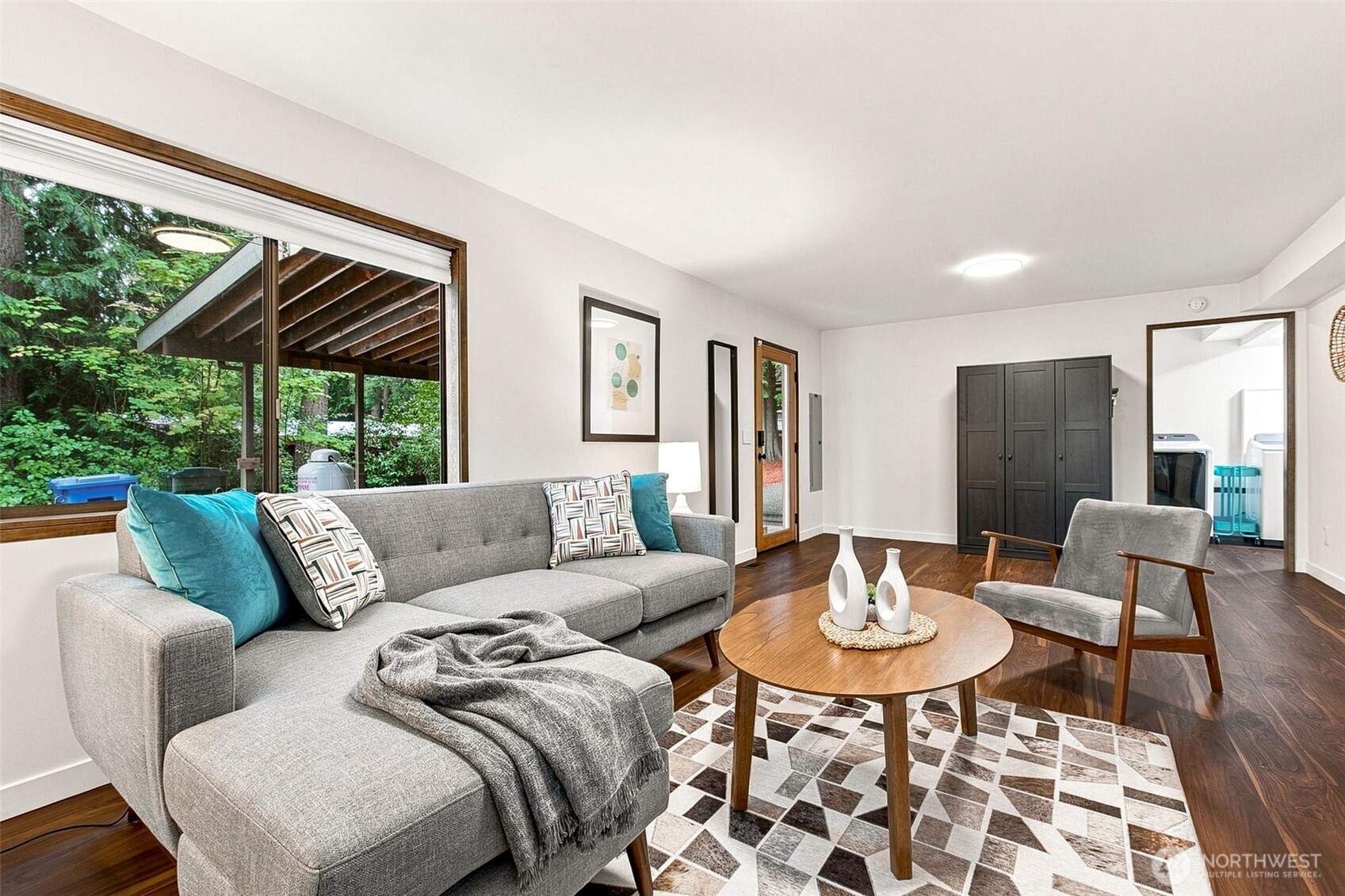 property viewer photo 20