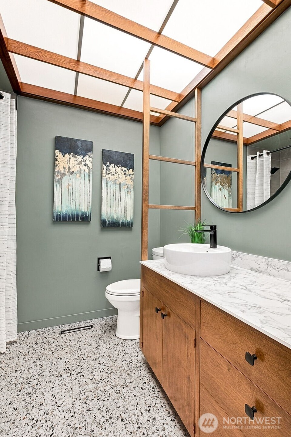 property viewer photo 25