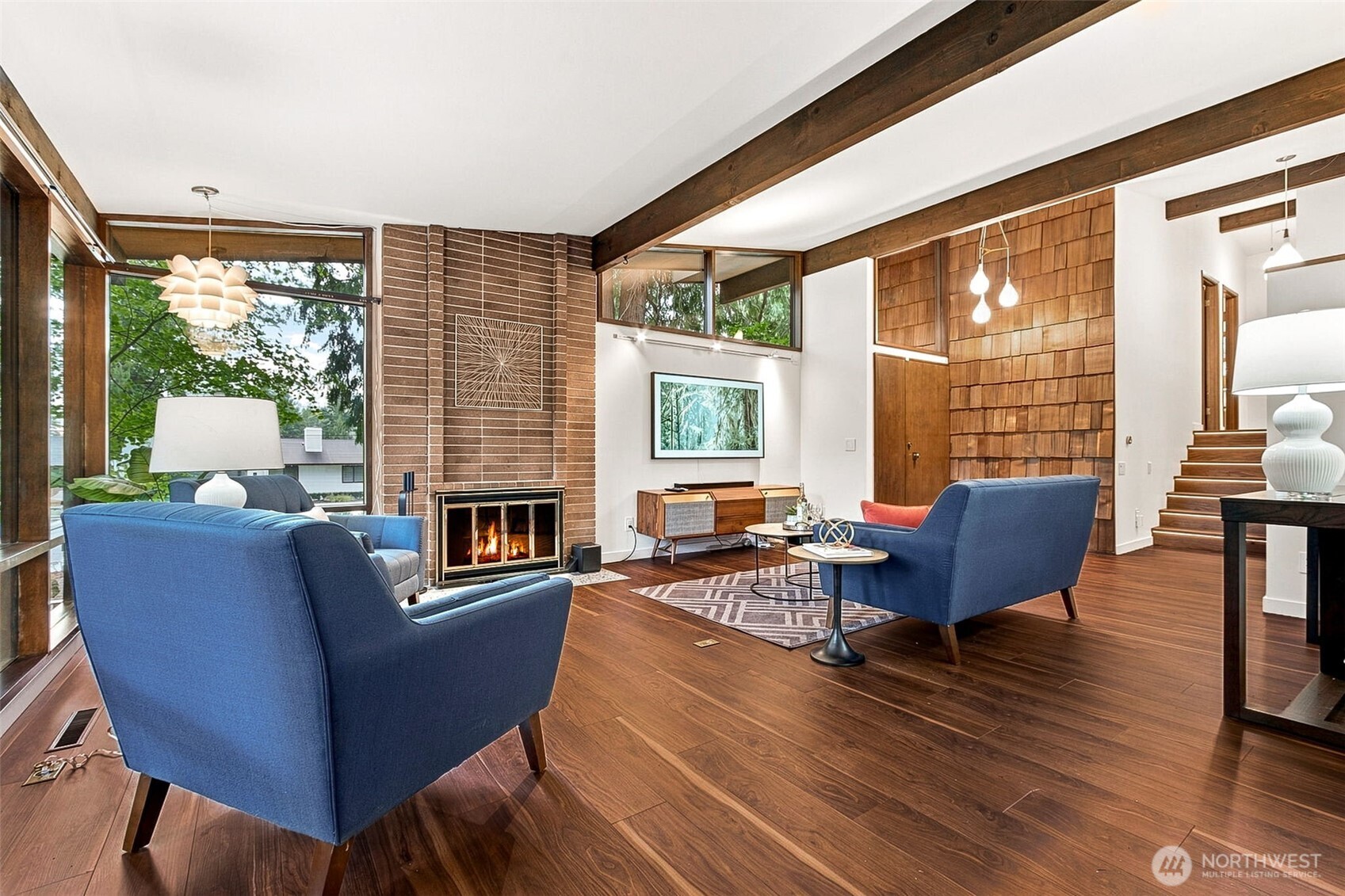 property viewer photo 6
