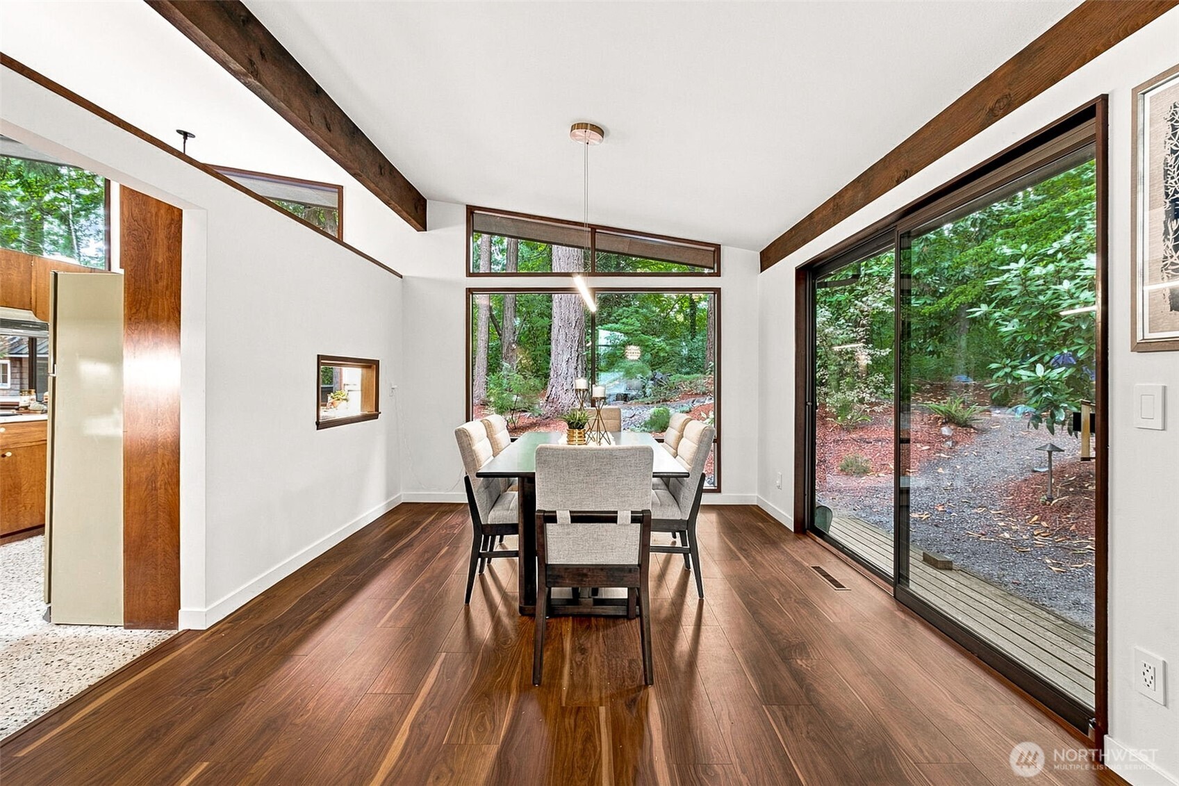 property viewer photo 8