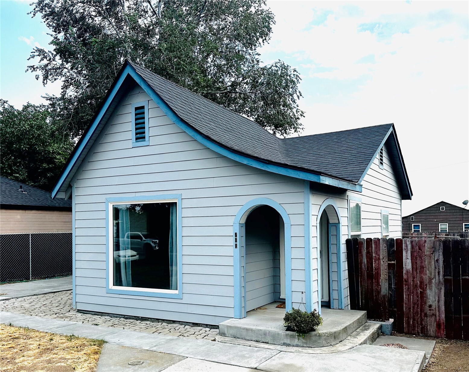 main property photo 21