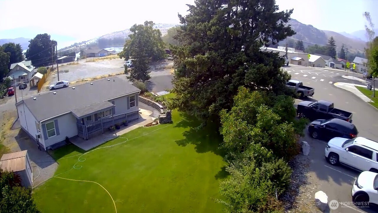 main property photo 31