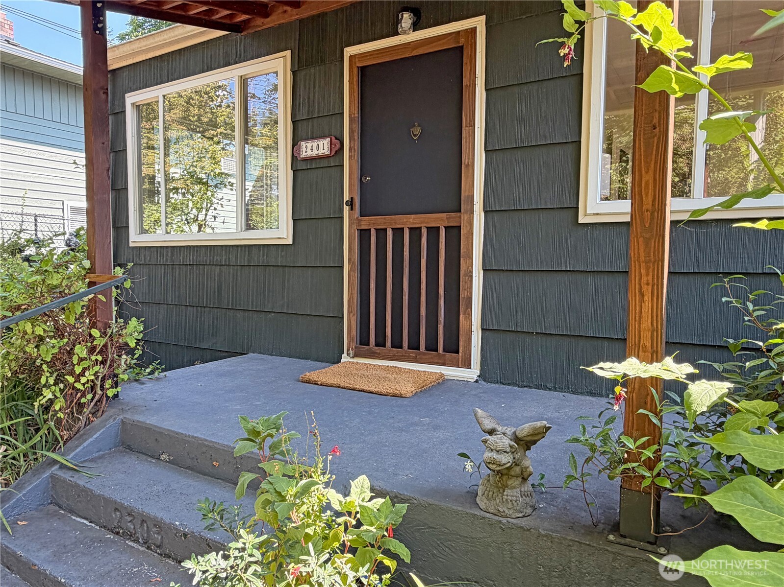 property viewer photo 1
