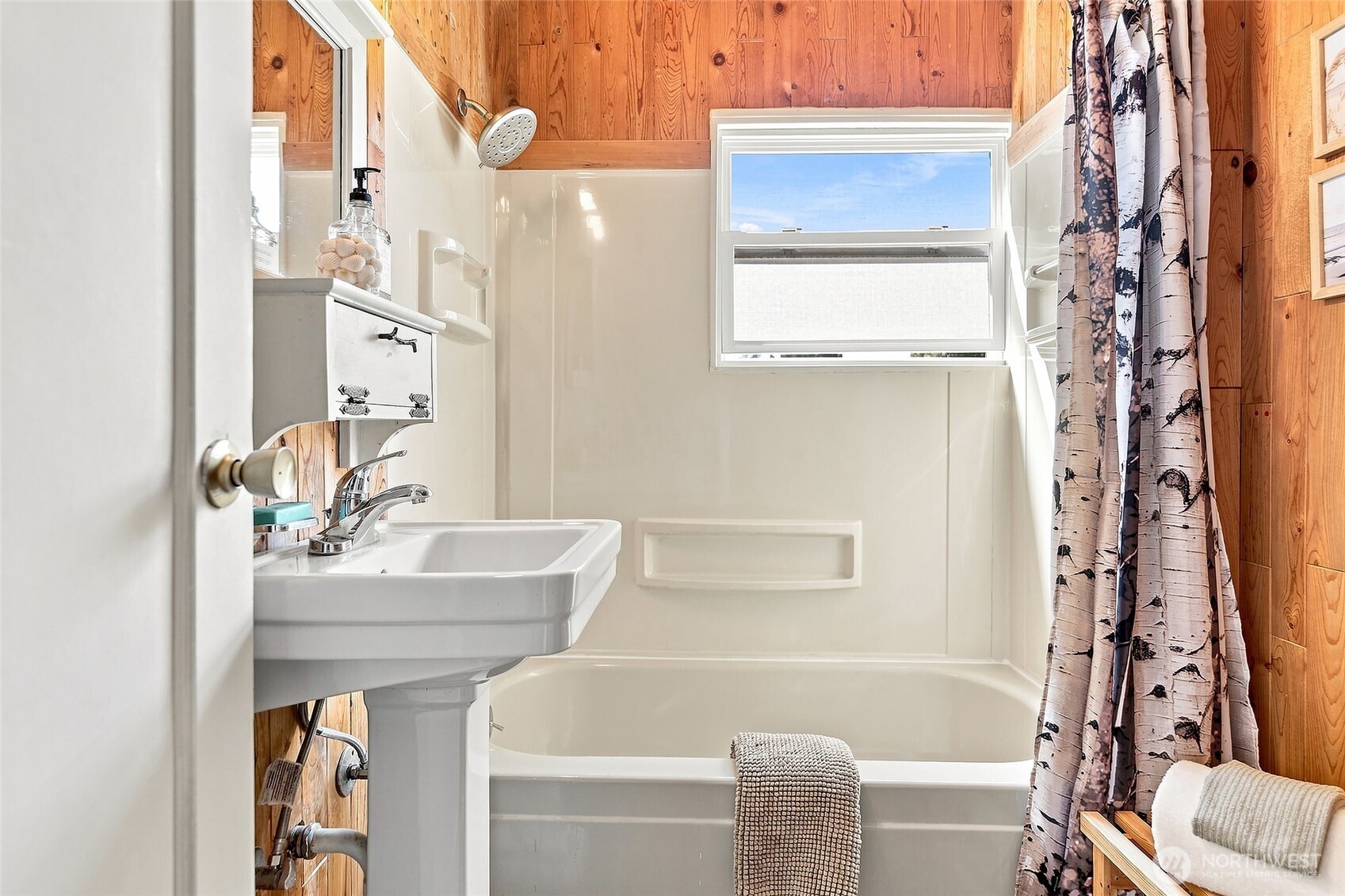 property viewer photo 30