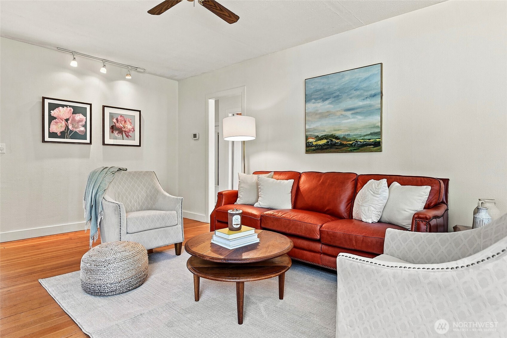property viewer photo 5
