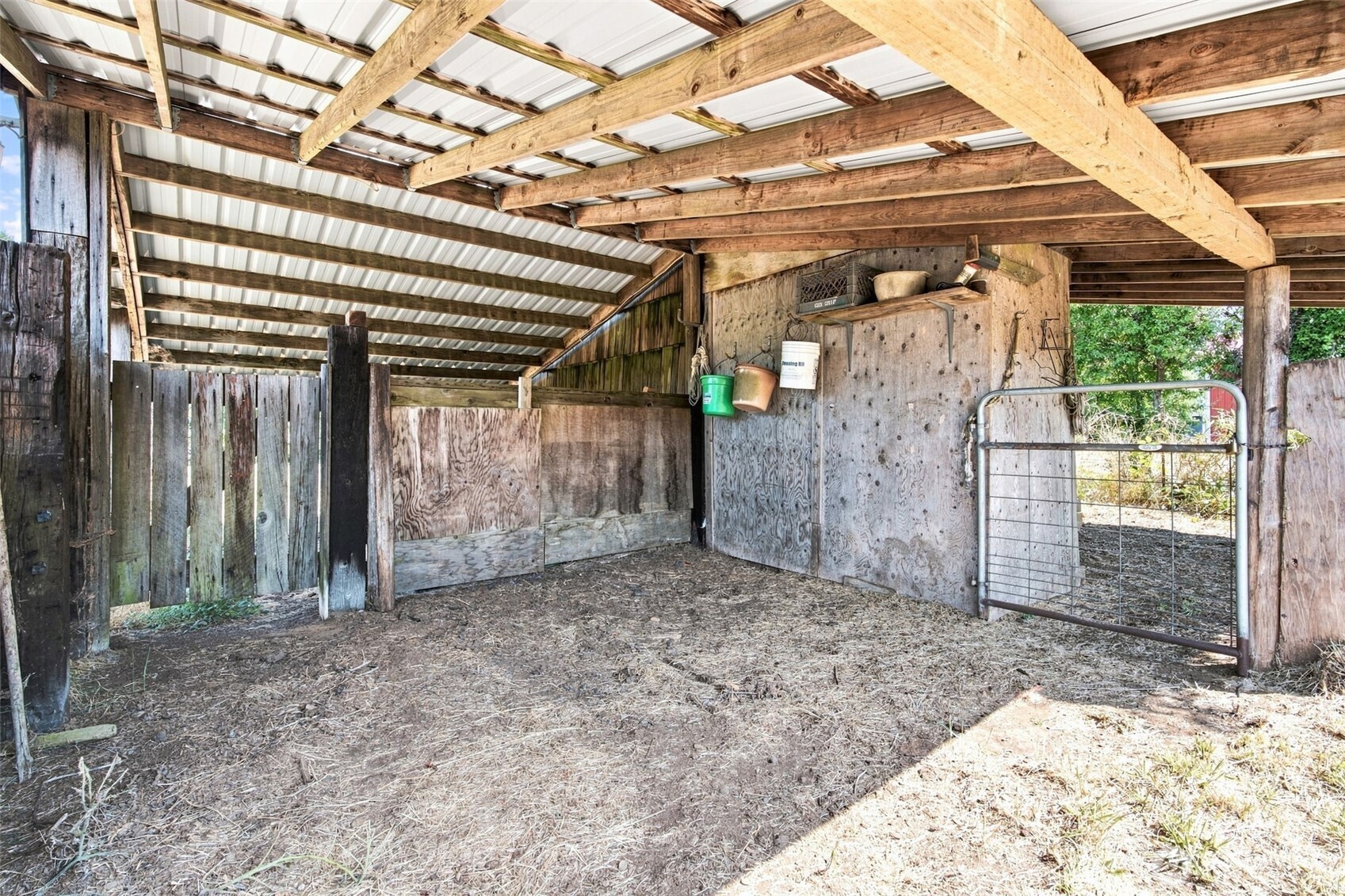 main property photo 19