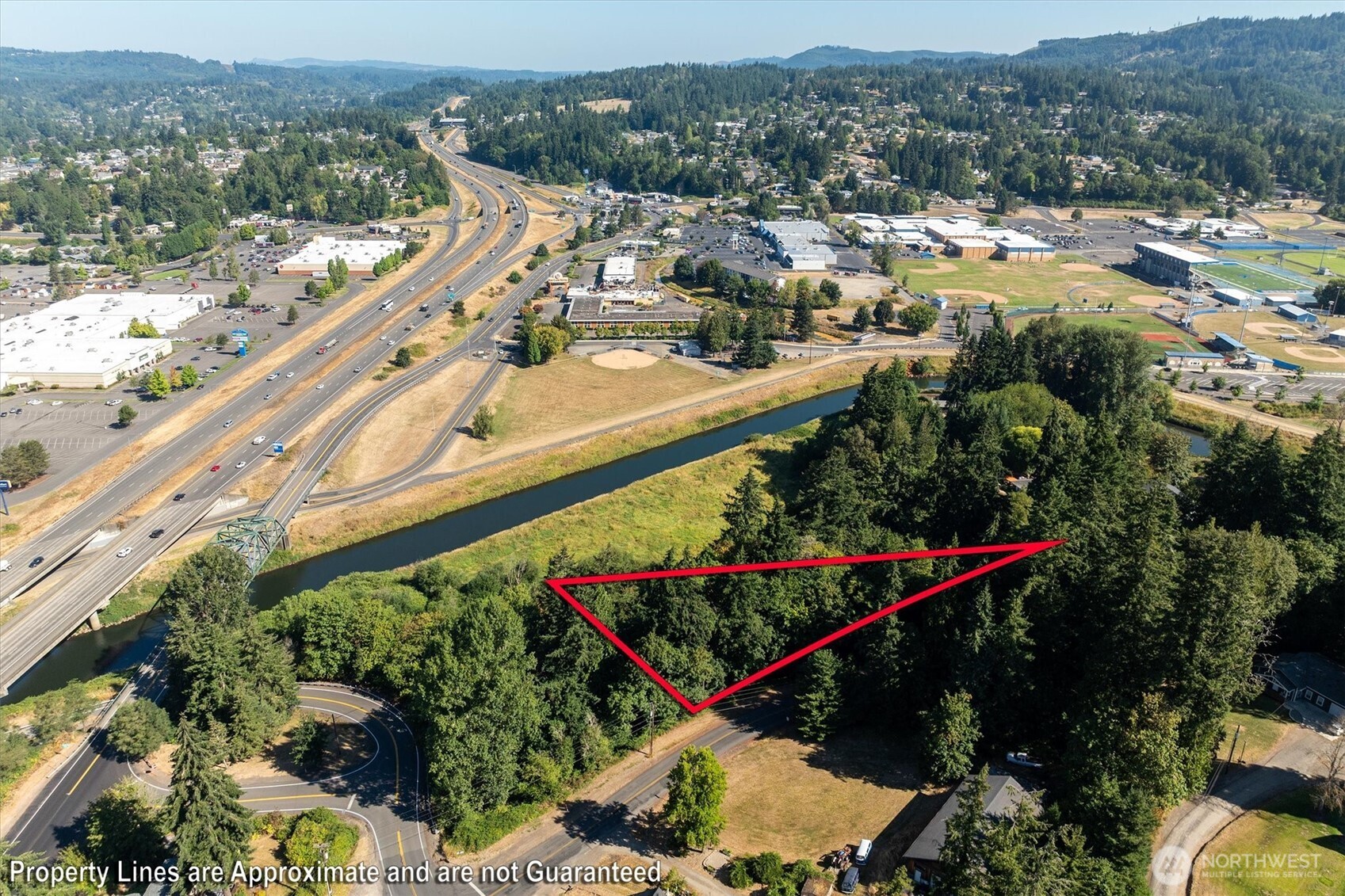 main property photo 6