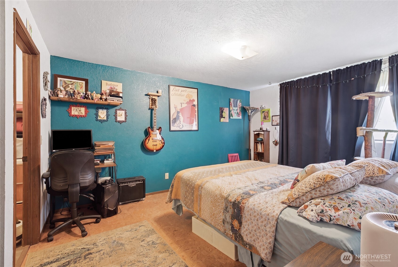 main property photo 15