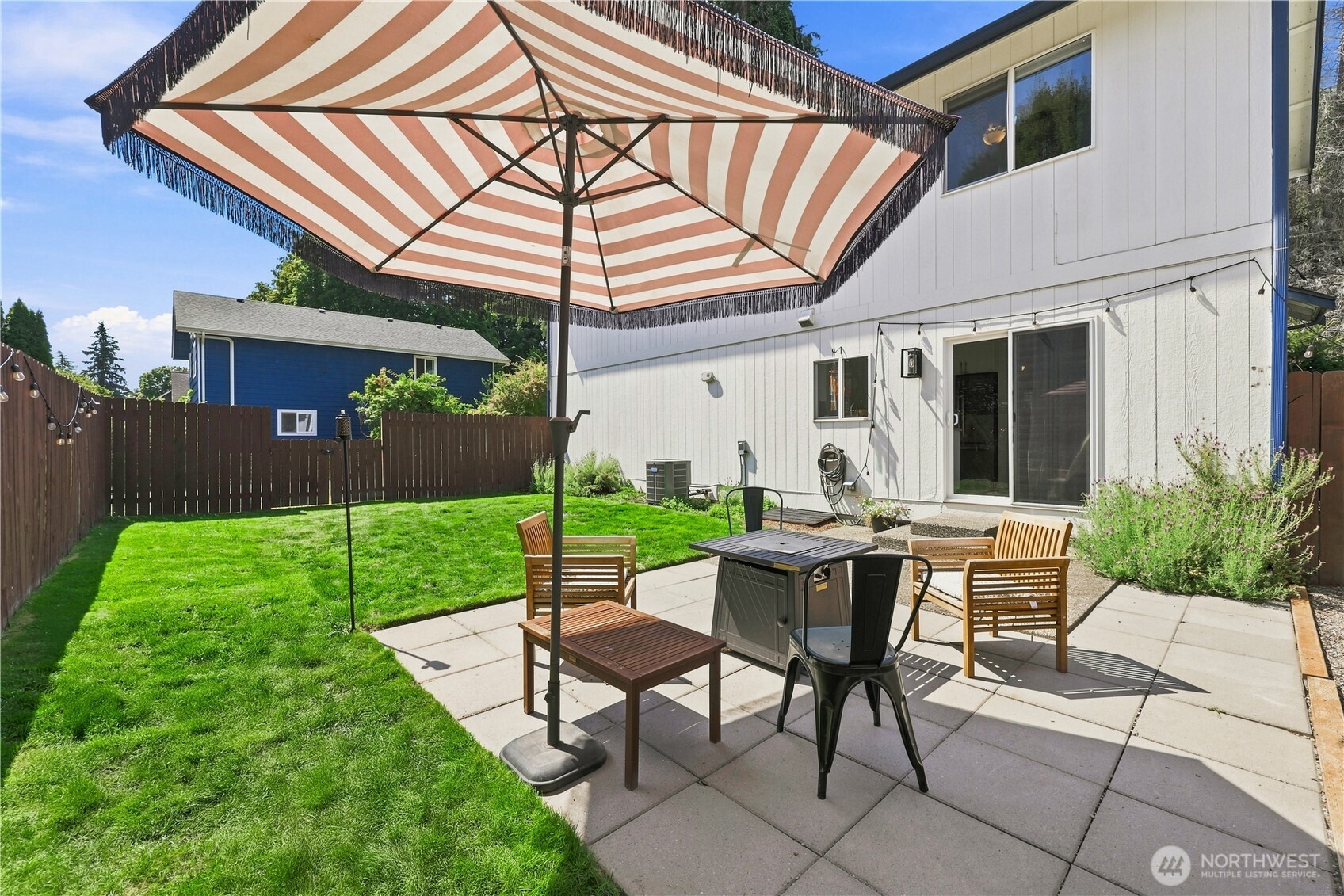 property viewer photo 18