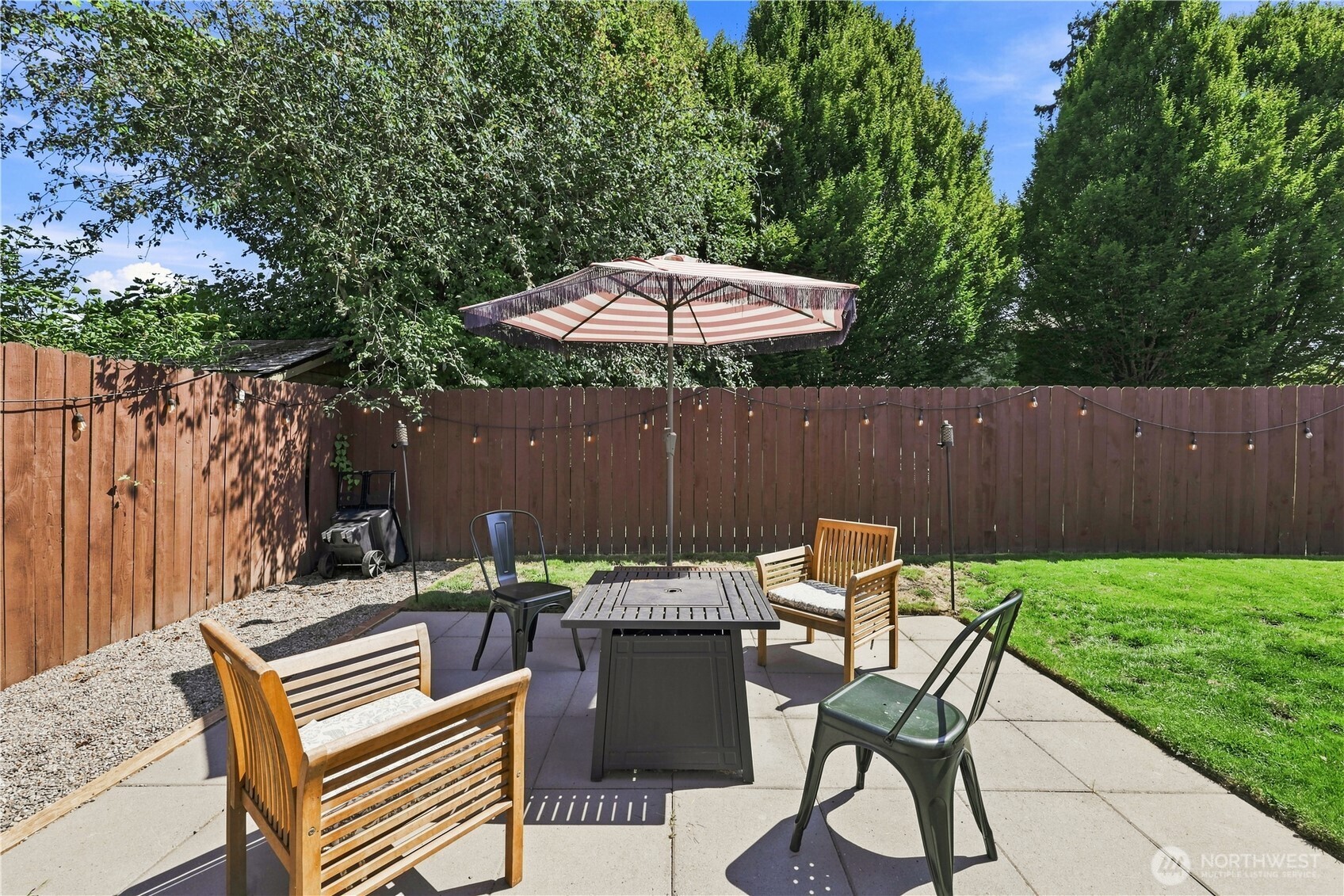 property viewer photo 19