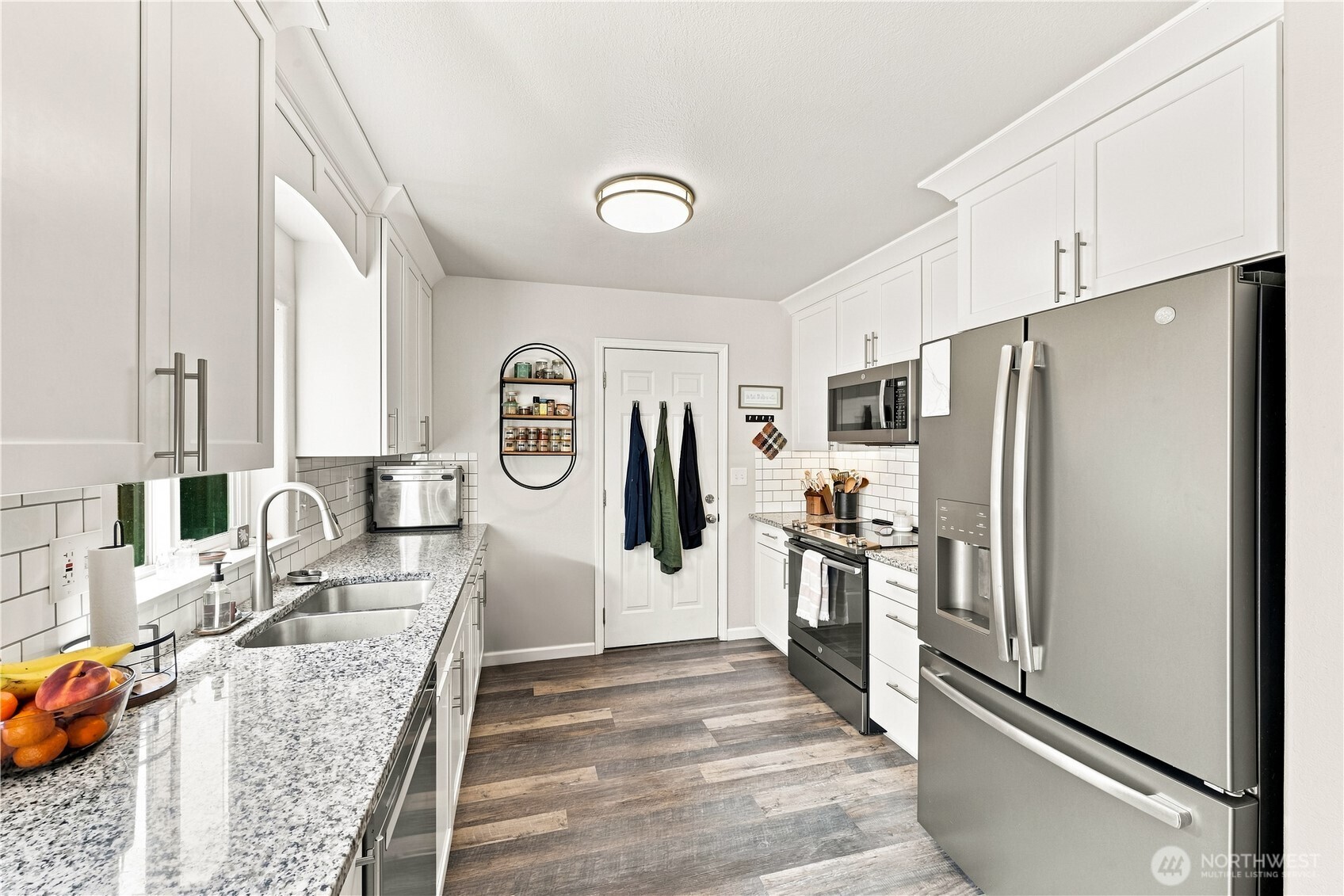 property viewer photo 9